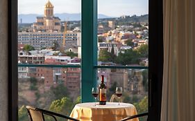 Brooch Boutique Hotel